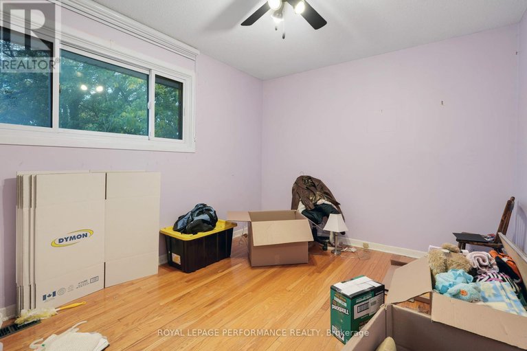 28967261/1273-anoka-street/ridgemont/ottawa/ontario/K1V6C3_16