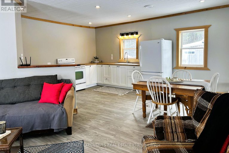 29413176/10030-glen-stewart-road/south-dundas-matilda-twp/south-dundas/ontario/K0E1C0_6