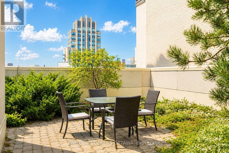 29673891/1112-138-somerset-street-w/ottawa-centregolden-triangle/ottawa/ontario/K2P0A3_9