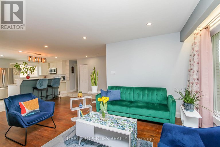 29212818/1326-tara-drive/copeland-park/ottawa/ontario/K2C0S7_9