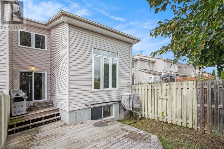 28926999/2080-melette-crescent/avalon-east/ottawa/ontario/K4A4X2_30