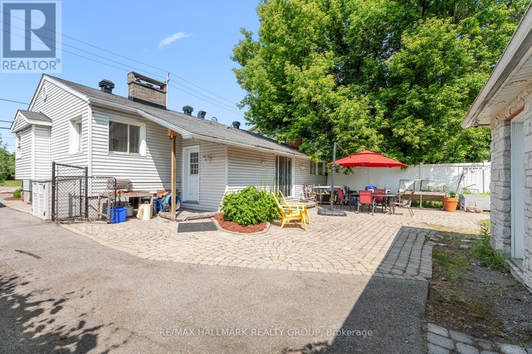 29266979/991-blair-road/cardinal-heights/ottawa/ontario/K1J7M9_12