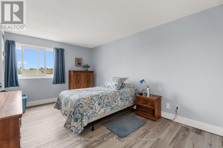 28275801/715-1599-lassiter-terrace/beaconwood/ottawa/ontario/K1J8R6_20