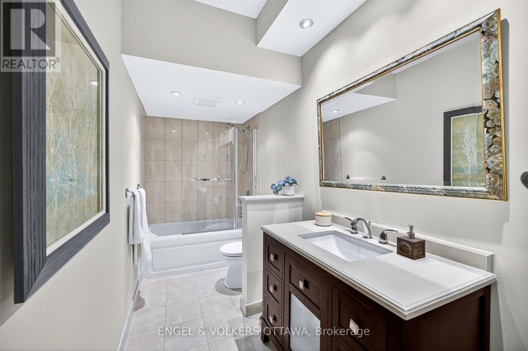 29267710/2404-160-george-street/lower-townbyward-market/ottawa/ontario/K1N9M2_38