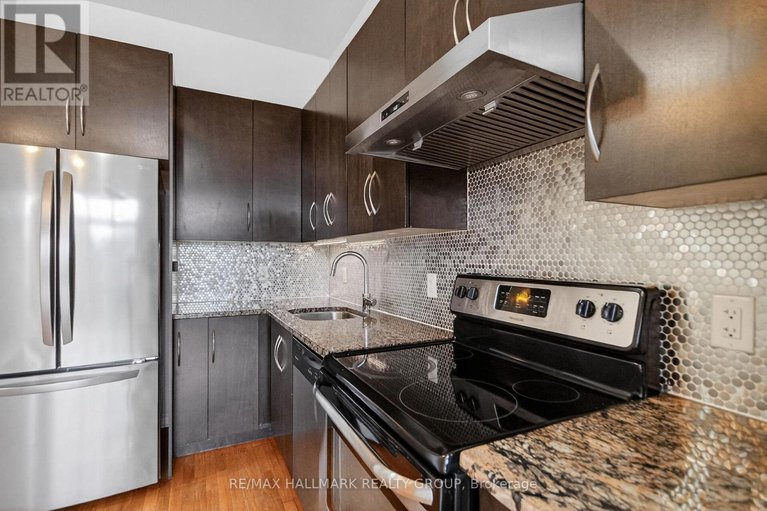 29479726/210-682-churchill-avenue-n/laurentianview/ottawa/ontario/K1Z5G5_9