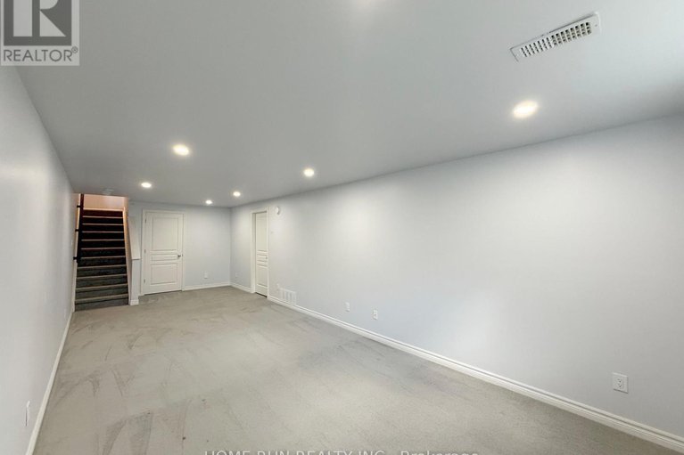 29073806/781-brian-good-avenue/riverside-southgloucester-glen/ottawa/ontario/K4M0E3_33