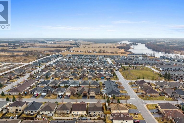 29614140/631-robert-hill-street/almonte/mississippi-mills/ontario/K0A1A0_43