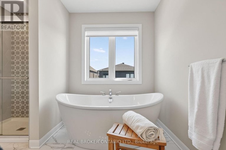 29584603/548-anchor-circle/mahogany-community/ottawa/ontario/K2B7Z5_23