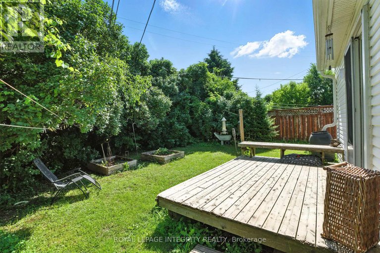 28965143/841-merivale-road/carlington/ottawa/ontario/K1Z5Z7_26