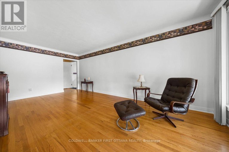 28744577/2146-rushton-road/mckellar-heightsglabar-park/ottawa/ontario/K2A1N7_6