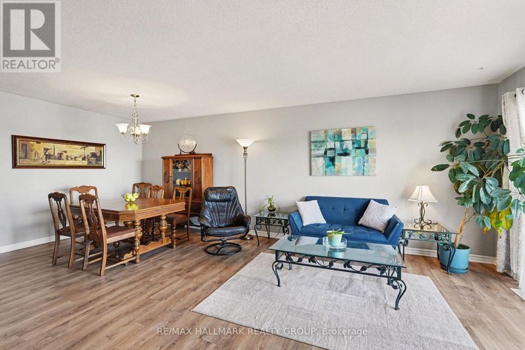 29665653/205-3275-st-joseph-boulevard/bilberry-creekqueenswood-heights/ottawa/ontario/K1E3Y3_3