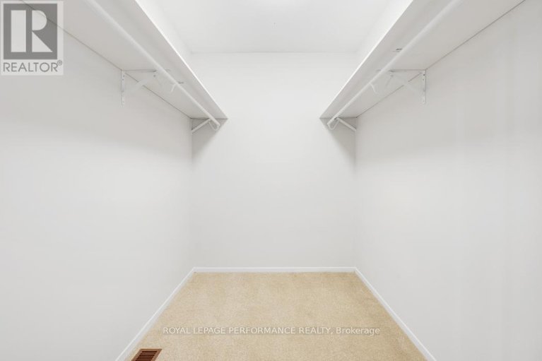 29096024/41-saddle-crescent/hunt-club-park/ottawa/ontario/K1G5L4_23