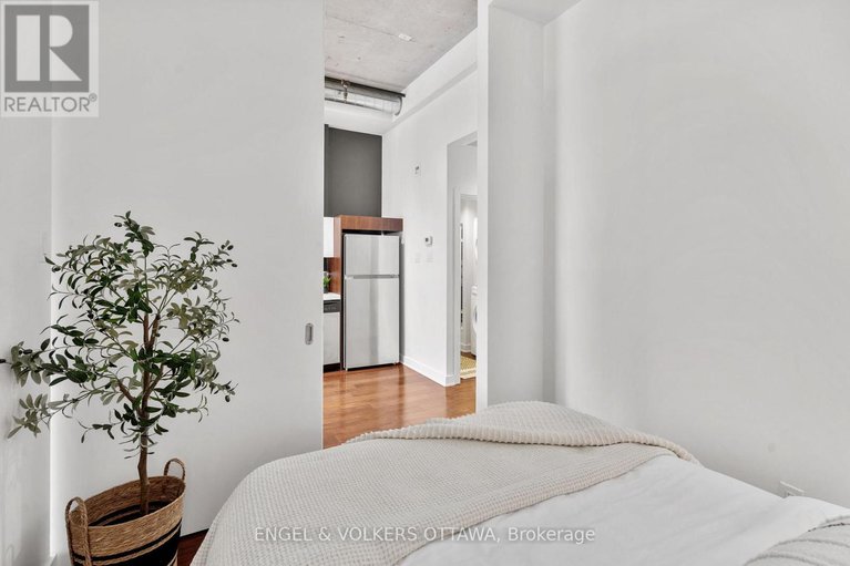 28619251/106-340-mcleod-street/ottawa-centre/ottawa/ontario/K2P1A4_16