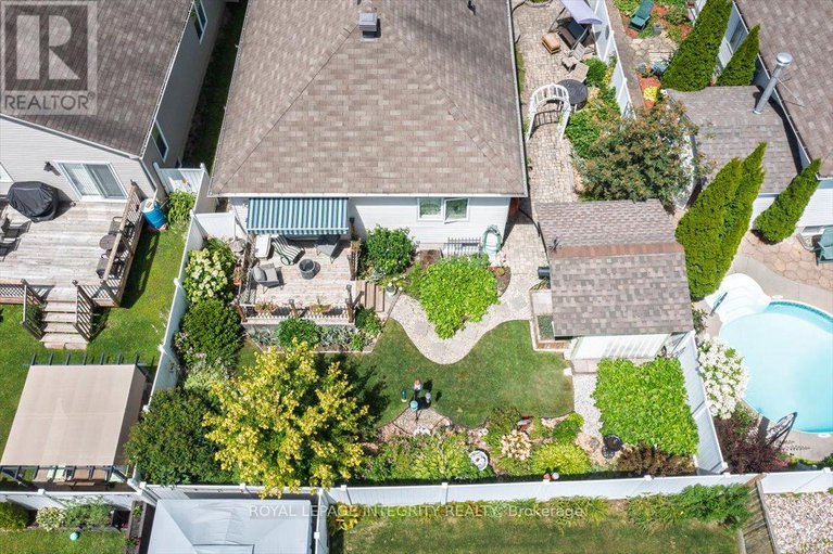 29339482/1030-valin-street/fallingbrookgardenway-south/ottawa/ontario/K4A4X7_48