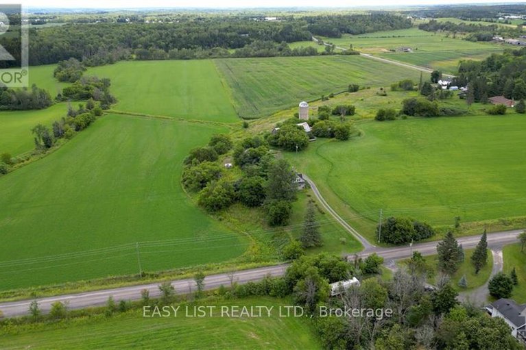 27252298/2691-canaan-road/clarencerockland-twp/clarence-rockland/ontario/K0A3E0_3