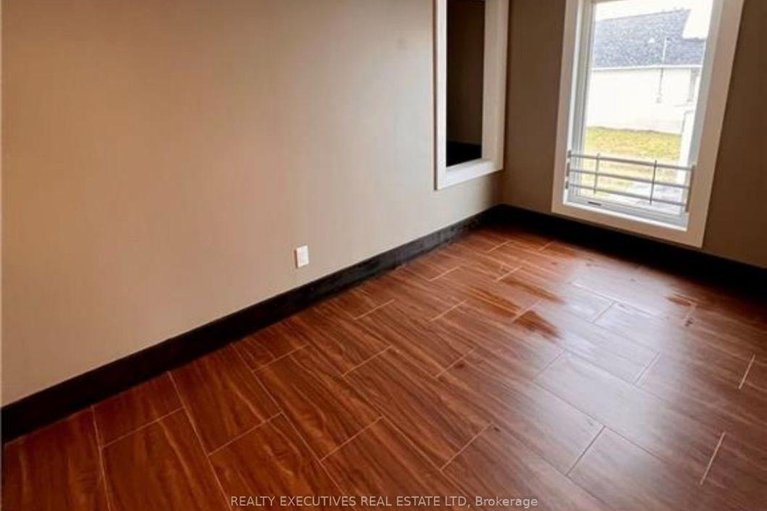 29507838/18-mill-street/chesterville/north-dundas/ontario/K0C1H0_20