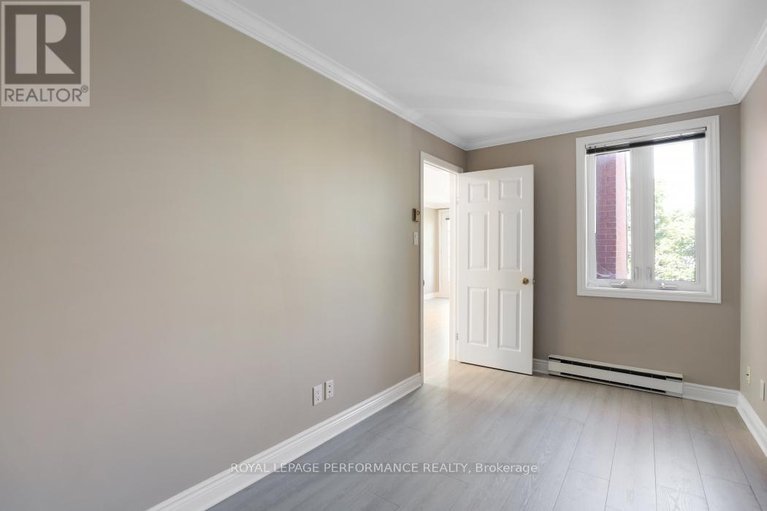 28821166/304-100-bruyere-street/lower-townbyward-market/ottawa/ontario/K1N5C6_26