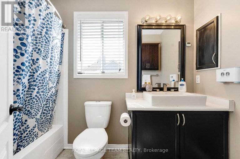 29671014/11-liette-court/kemptville/north-grenville/ontario/K0G1J0_29