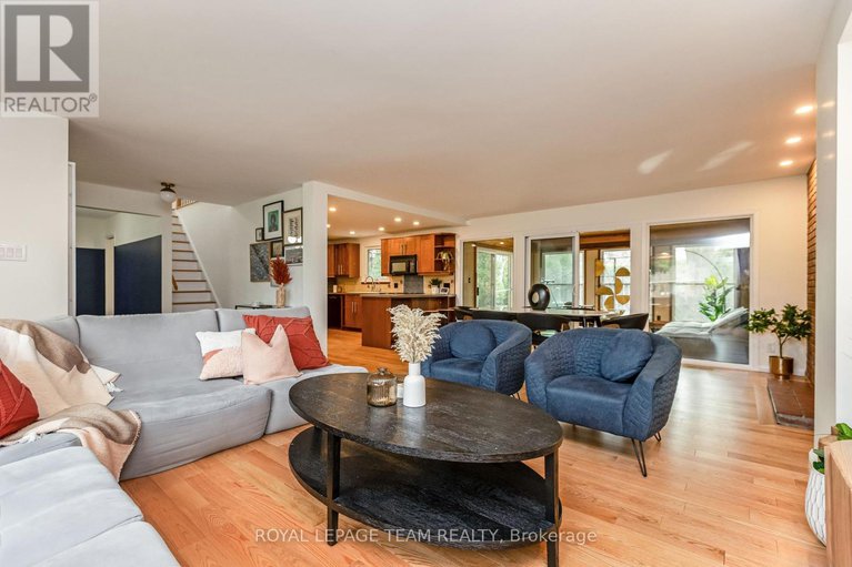 27888455/12-pellan-crescent/beaverbrook/ottawa/ontario/K2K1J5_5