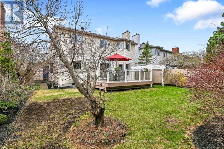 29674273/21-hime-crescent/hunt-club-park/ottawa/ontario/K1G4S1_33