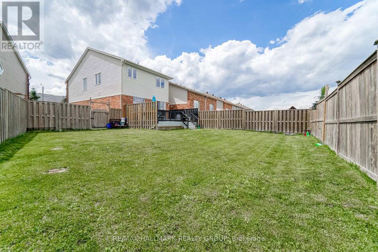 28726160/228-eye-bright-crescent/riverside-southgloucester-glen/ottawa/ontario/K1V2K6_29