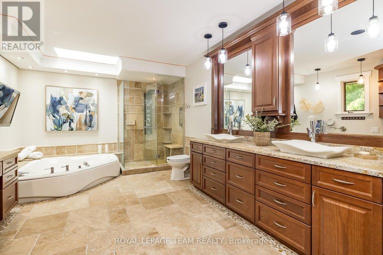 28666858/1216a-river-road/manotick-east-to-manotick-station/ottawa/ontario/K4M1B4_23