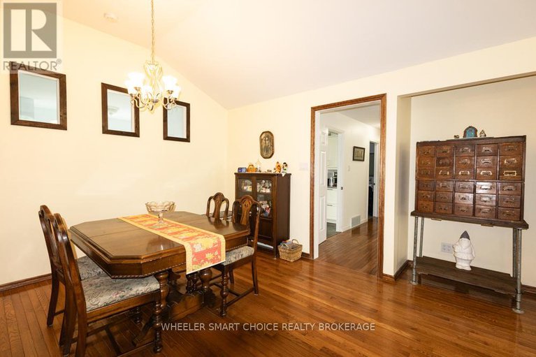 28858020/15206-colonial-drive/south-stormont-osnabruck-twp/south-stormont/ontario/K0C1M0_15