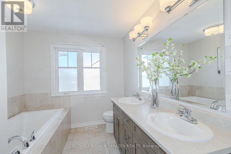 29377334/547-jackdaw-avenue/half-moon-bay/ottawa/ontario/K2J6M6_23