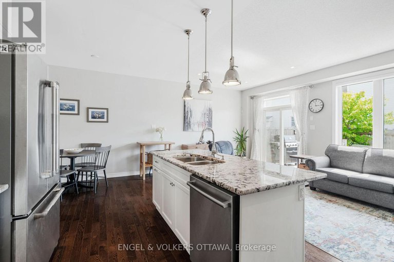 28619242/641-willowmere-way/blossom-parkkemp-parkfindlay-creek/ottawa/ontario/K1T0K1_11