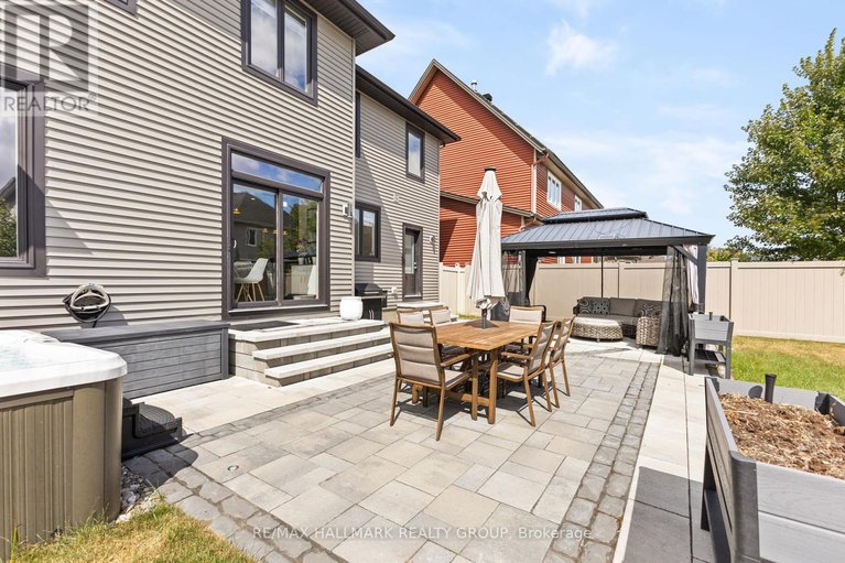 28811812/254-gracewood-crescent/blossom-parkkemp-parkfindlay-creek/ottawa/ontario/K1T0J1_46