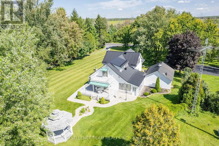 28049956/2940-county-rd-20-road/north-glengarry-kenyon-twp/north-glengarry/ontario/K0C1T0_23
