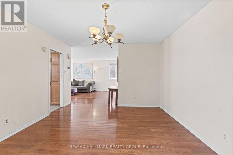 28647827/2-hackett-street/hunt-club-woods/ottawa/ontario/K1V0P8_16