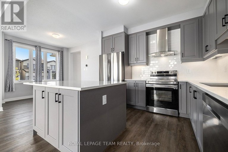 29589396/165-yearling-circle/richmond/ottawa/ontario/K0A2Z0_12