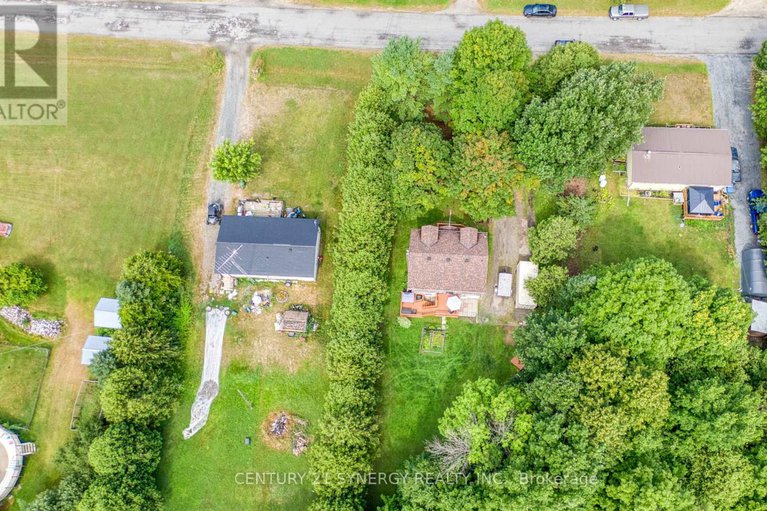 28751204/144-affleck-crescent/lanark-highlands-lanark-village/lanark-highlands/ontario/K0G1K0_50