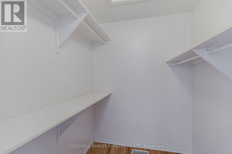 28920513/182-windhurst-drive/barrhaven-east/ottawa/ontario/K2G6J4_33
