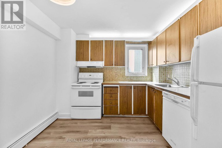 28607992/1003-1171-ambleside-drive/woodroffe/ottawa/ontario/K2B8E1_13