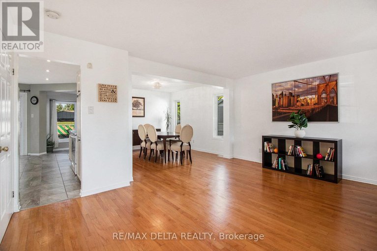 28928926/1610-duplante-avenue/fallingbrookpineridge/ottawa/ontario/K4A4A2_6
