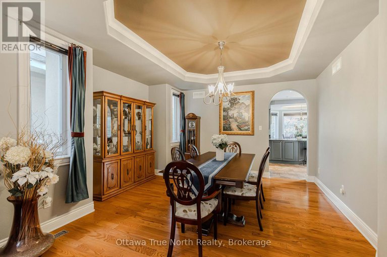 29043619/507-kochar-drive/mooneys-bay/ottawa/ontario/K2C4G9_5