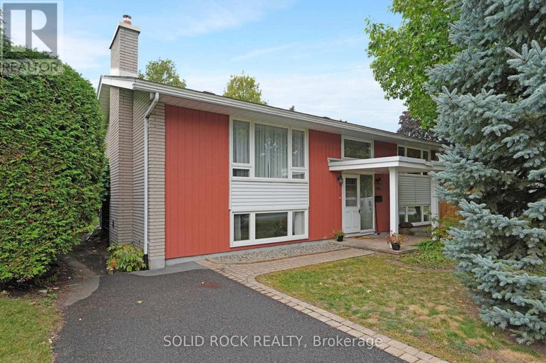 28902933/1034-riddell-avenue-s/braemar-park/ottawa/ontario/K2C2J7_1