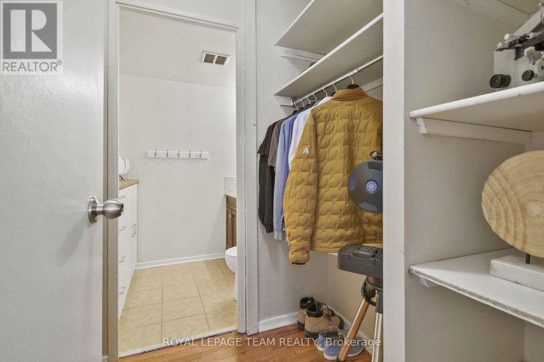 28399342/701-141-somerset-street-w/ottawa-centregolden-triangle/ottawa/ontario/K2P2H1_40