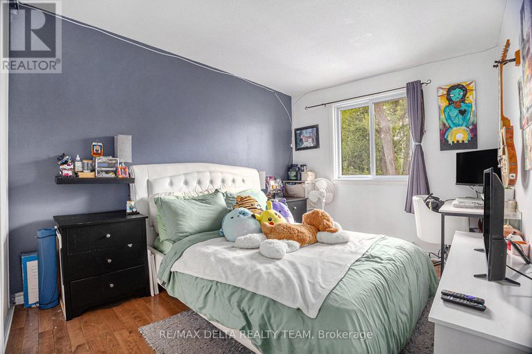 28341936/2062-riviera-street/town-of-rockland/clarence-rockland/ontario/K4K1J4_11