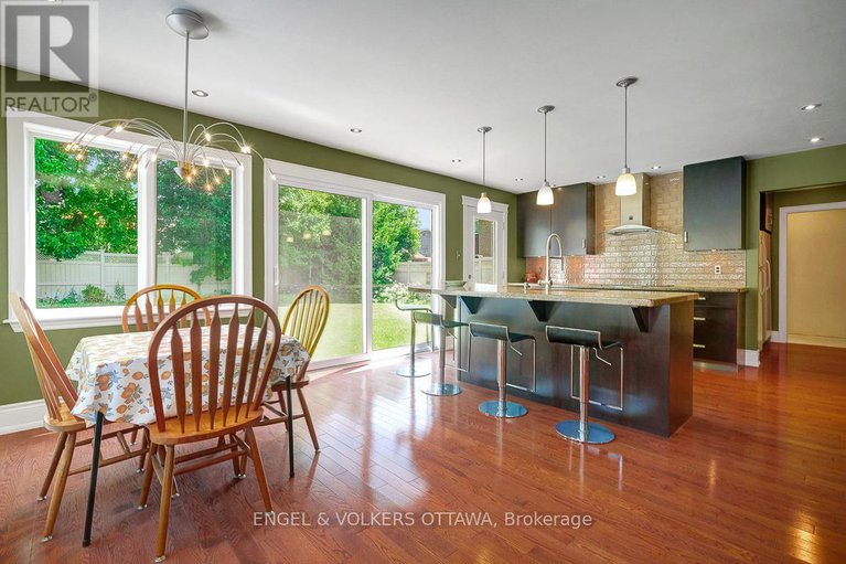 28808789/3-mohawk-crescent/bruce-farmgraham-parkqualicumbellands/ottawa/ontario/K2H7G7_18