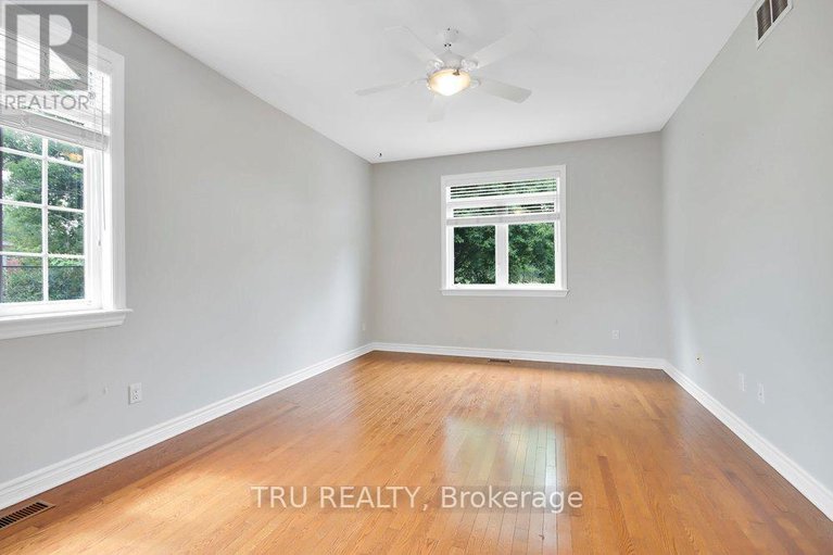 28339241/108-villageview-private/carp/ottawa/ontario/K0A1L0_17