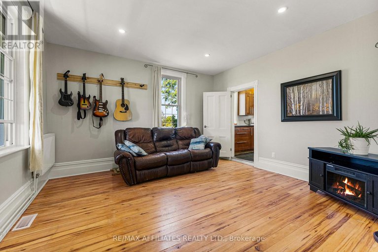 28879958/2442-hwy-511-highway/drummond-n-elmsley-drummond-twp/drummondnorth-elmsley/ontario/K0G1K0_7
