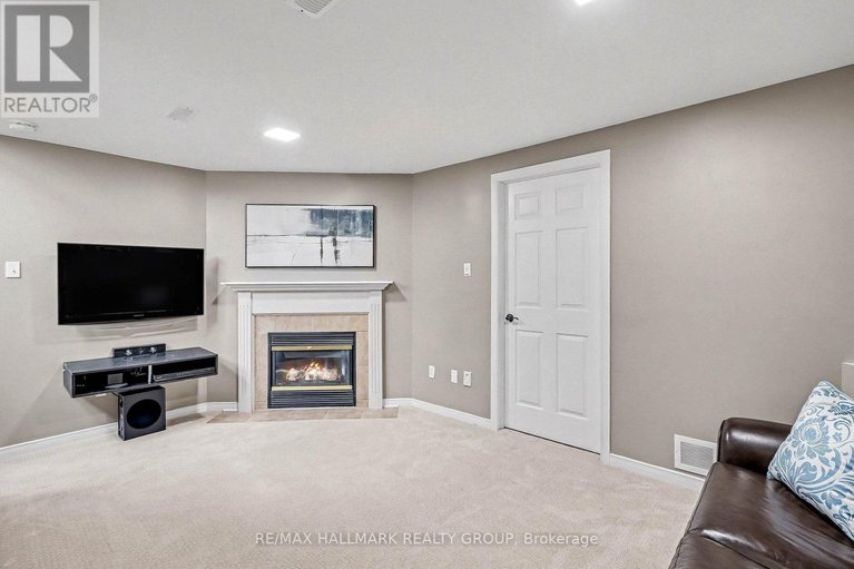 29647351/111-ludlowe-street/fallingbrookgardenway-south/ottawa/ontario/K4A5C2_21