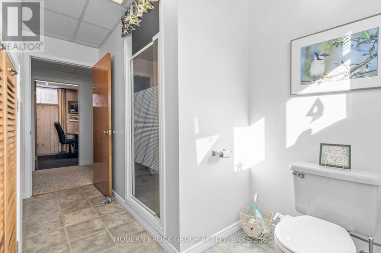 29289029/24-bernard-crescent/augusta-twp/augusta/ontario/K0E1P0_29