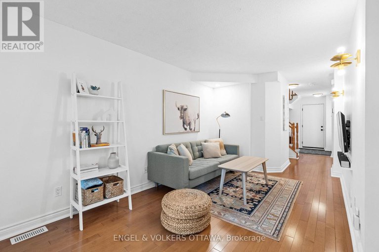 28507549/68-thornbury-crescent/centrepointe/ottawa/ontario/K2G6C4_9