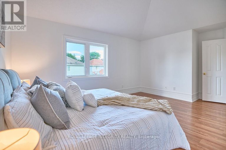 28769407/7-dunn-street/beaverbrook/ottawa/ontario/K2K3J8_34