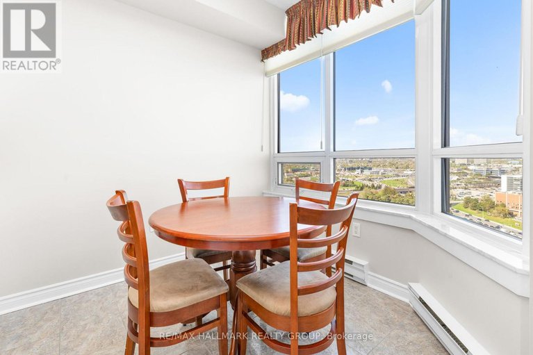 28409845/2403-1480-riverside-drive/riverview-park/ottawa/ontario/K1G5H2_10