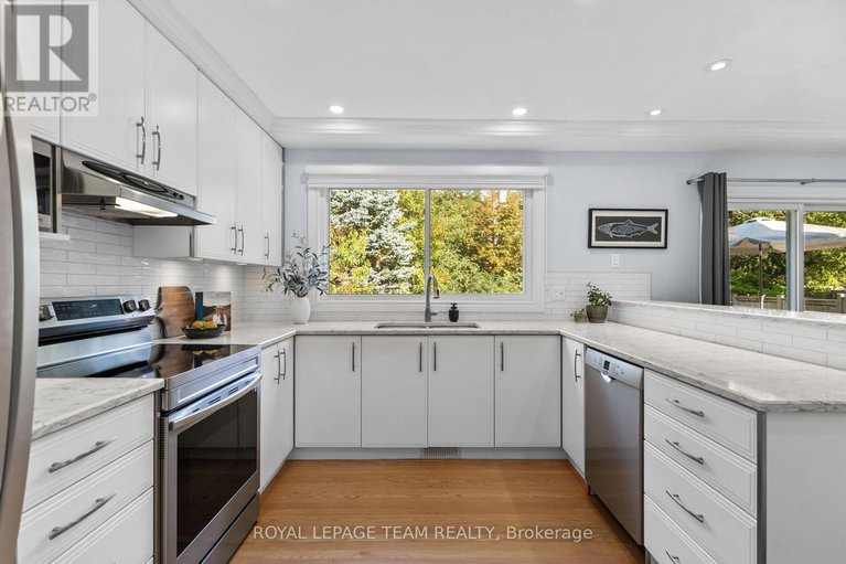 28964943/937-kingsmere-avenue/mckellar-heightsglabar-park/ottawa/ontario/K2A3K2_6